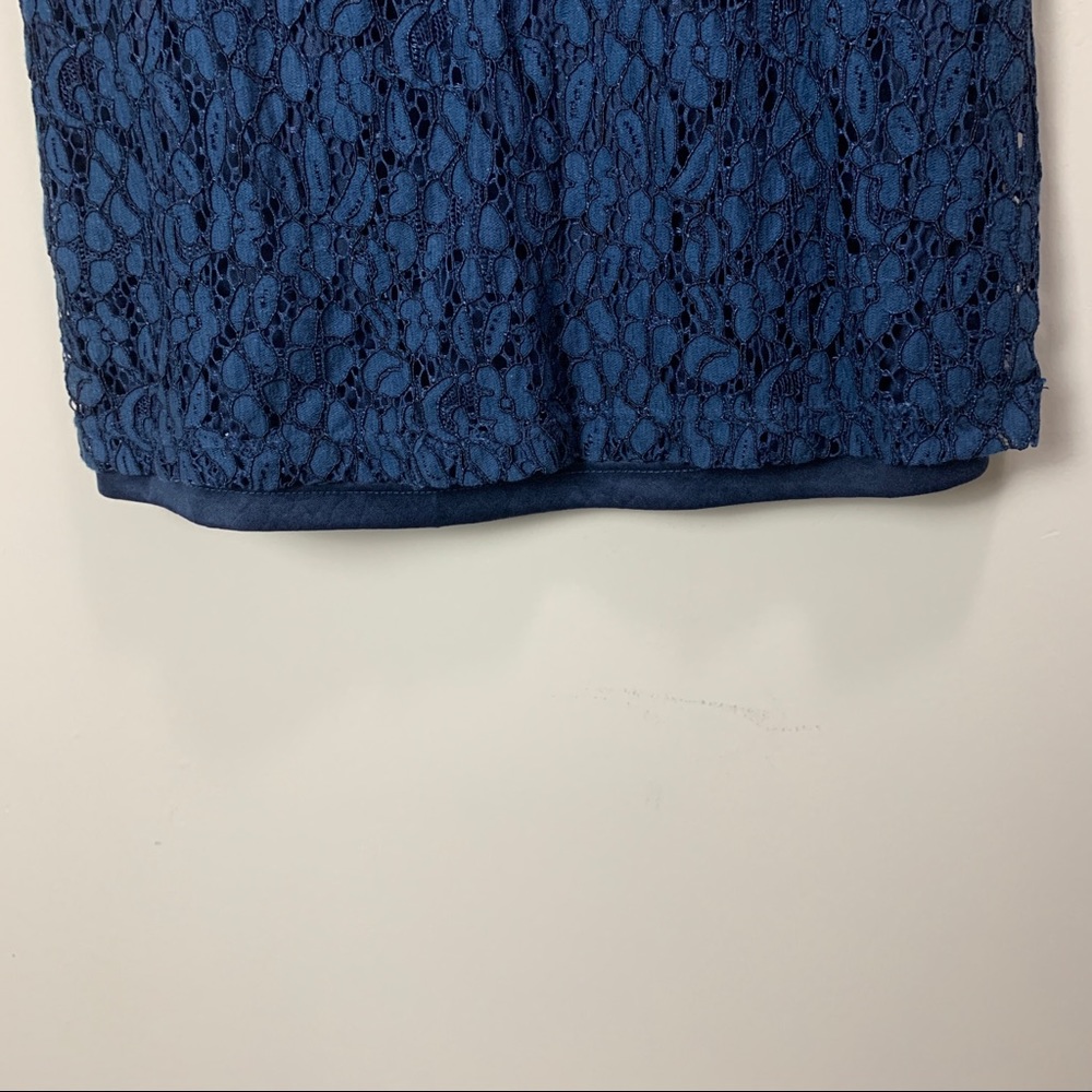 Navy Lace Dress - size 4 - Picture 3 of 8